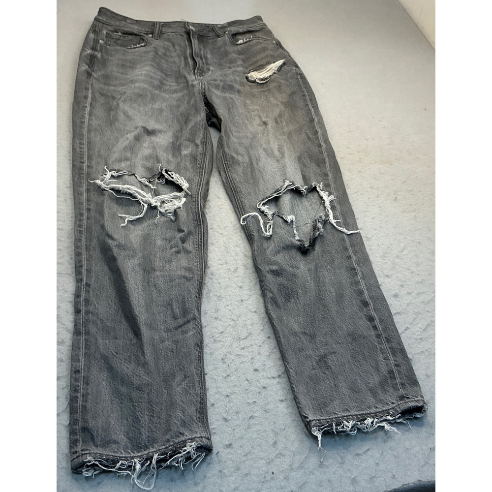American Eagle Gray Distressed Mom Jeans High Waisted Size 10 Relaxed Denim